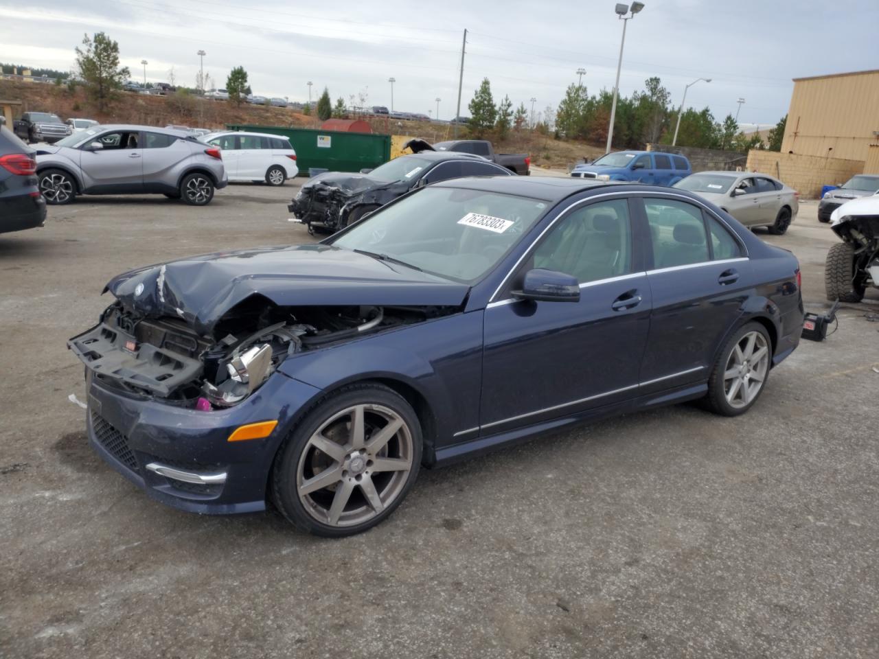 2014 Mercedes-Benz C 250 vin: WDDGF4HB6EA955113