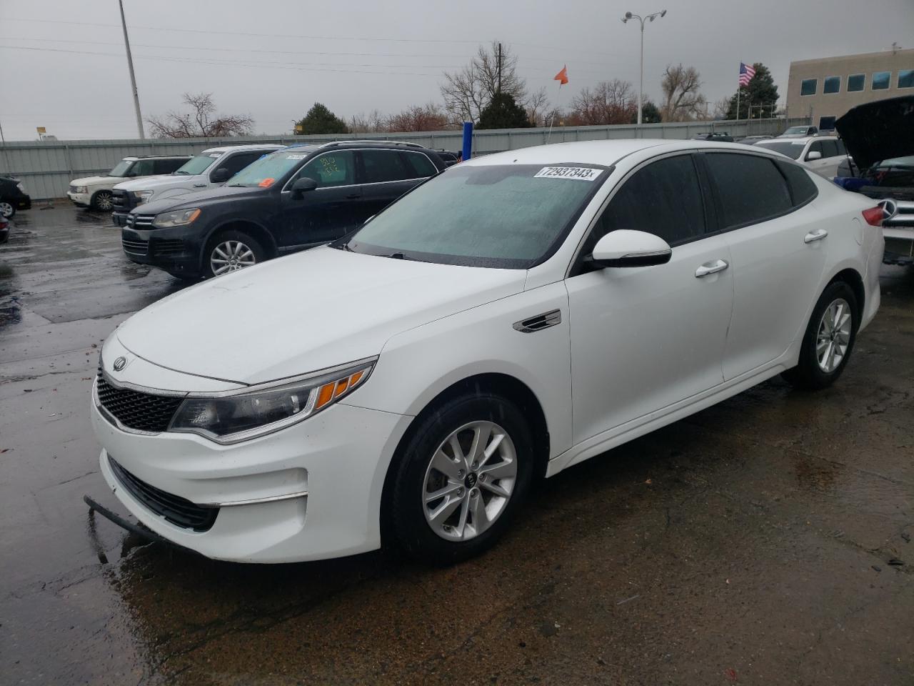 2018 Kia Optima Lx vin: 5XXGT4L37JG188390