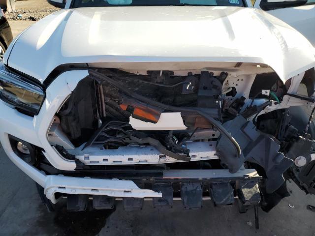  TOYOTA TACOMA 2021 Білий