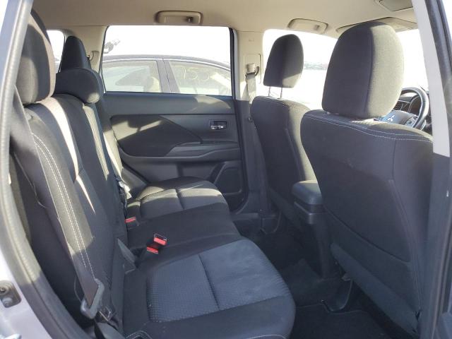 JA4AZ3A33GZ035832 Mitsubishi Outlander Se