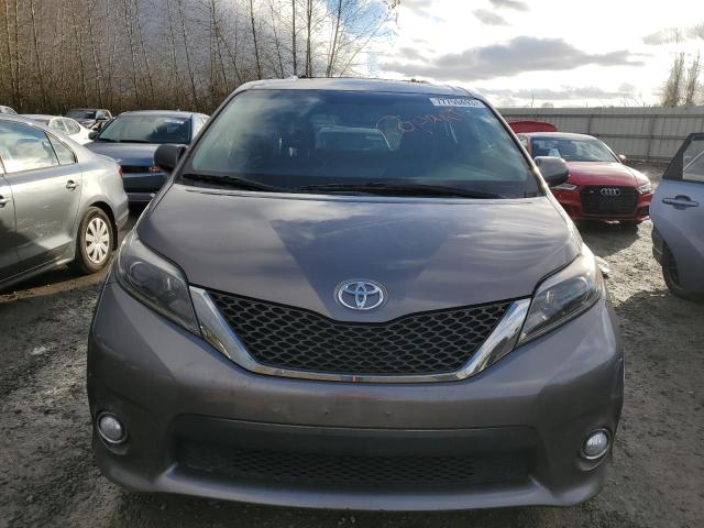 2016 TOYOTA SIENNA SE 5TDXK3DC8GS748758