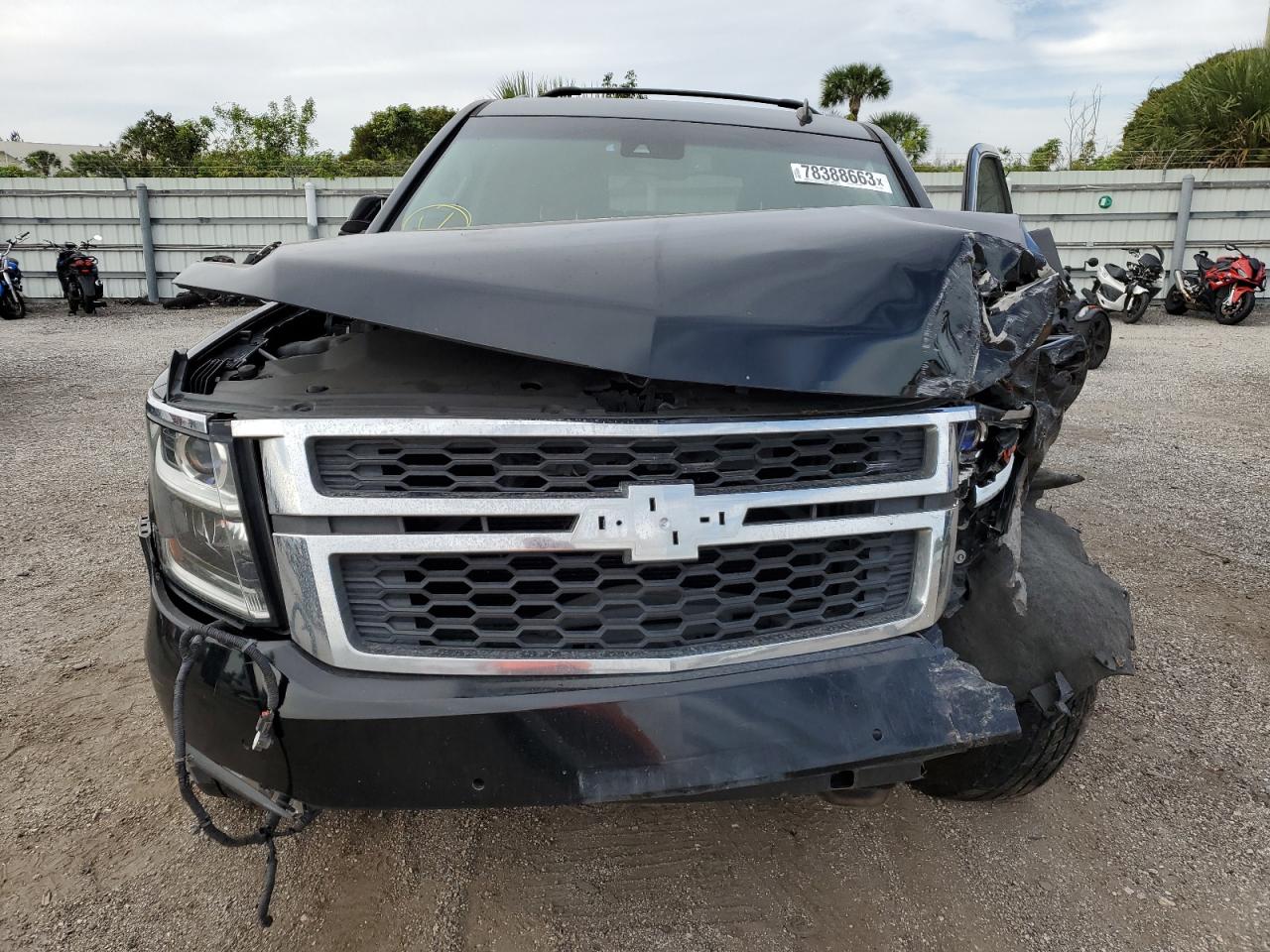 1GNSCJKC7FR305858 2015 Chevrolet Suburban C1500 Lt