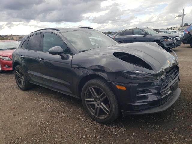 VIN WP1AA2A54KLB07091 2019 Porsche Macan no.4