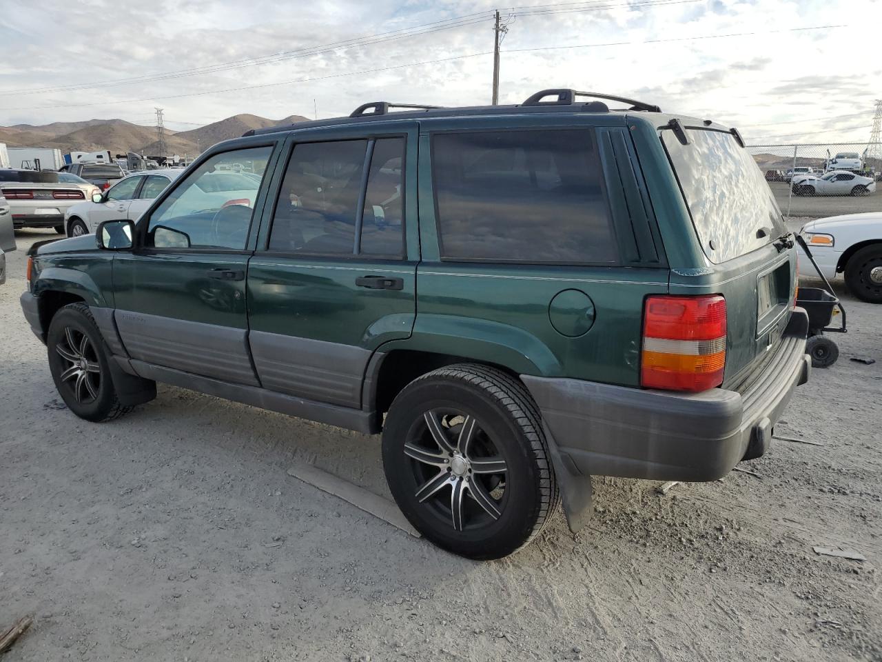 1j4fx58s5vc705093 1J4FX58S5VC705093 1997 Jeep Grand Cherokee Laredo
