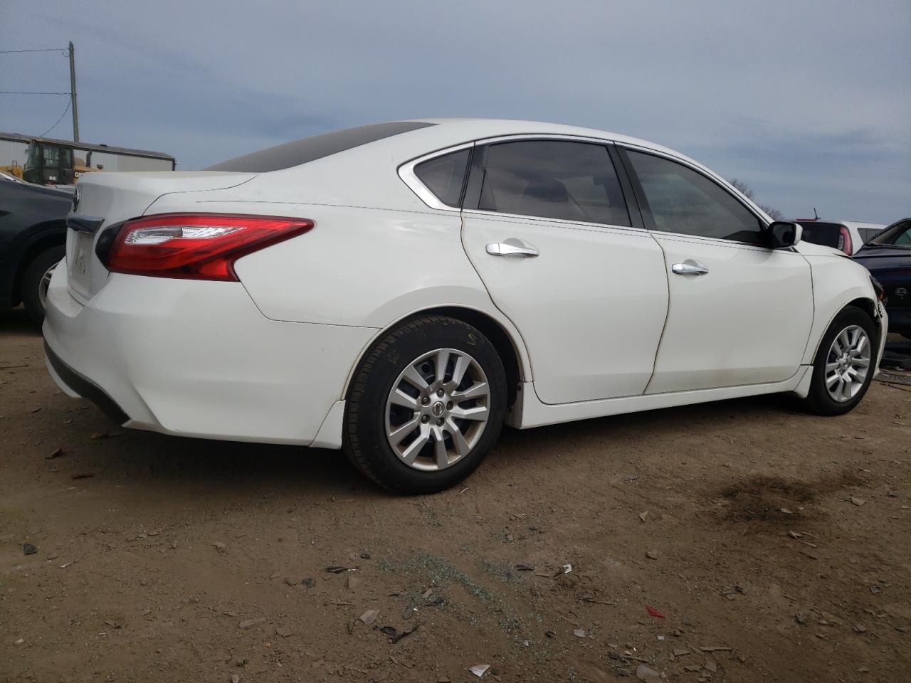 2016 Nissan Altima 2.5 vin: 1N4AL3AP5GC200444