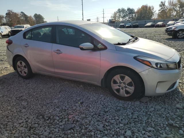 3KPFK4A78HE103211 2017 Kia Forte Lx