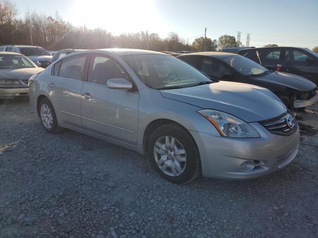 2011 Nissan Altima - Image 4