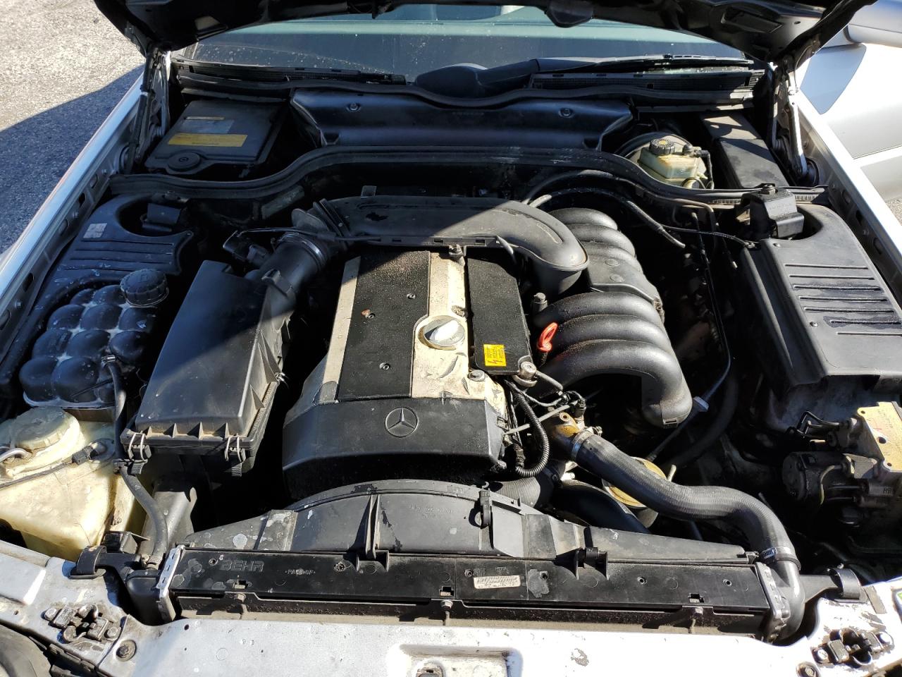 wdbfa63f8vf143159 WDBFA63F8VF143159 1997 Mercedes-Benz Sl 320