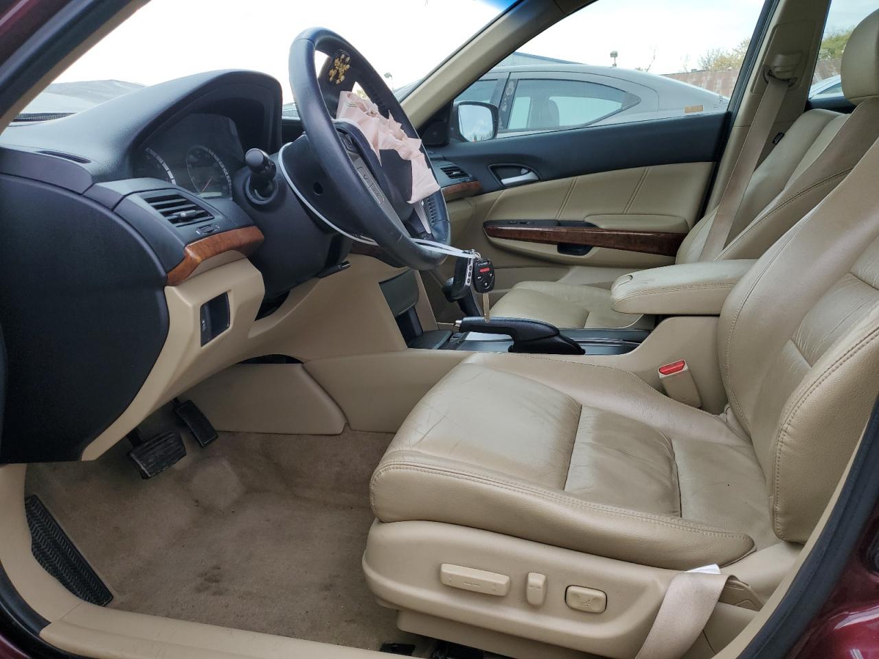 1HGCP2F86BA057951 2011 Honda Accord Exl