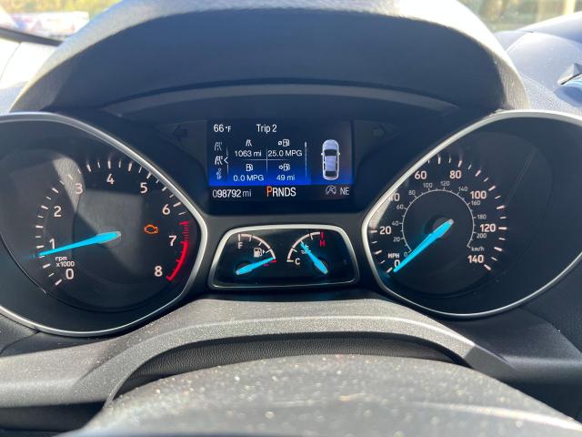 1FMCU0JD8HUD49281 Ford Escape Titanium