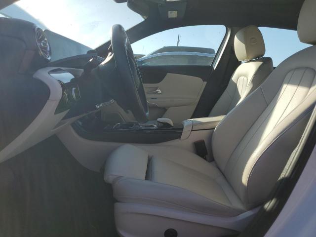 WDD3G4EB5KW021278 Mercedes-Benz A 220
