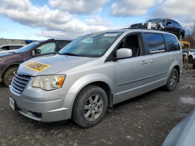 2010 Chrysler Town & Country Touring