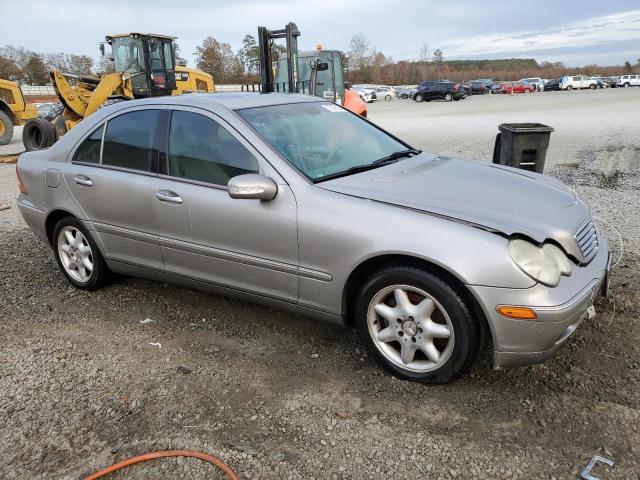 2004 Mercedes-Benz C 240 VIN: WDBRF61J34E019228 Lot: 77335563