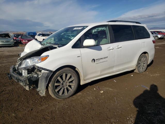 2019 Toyota Sienna LE