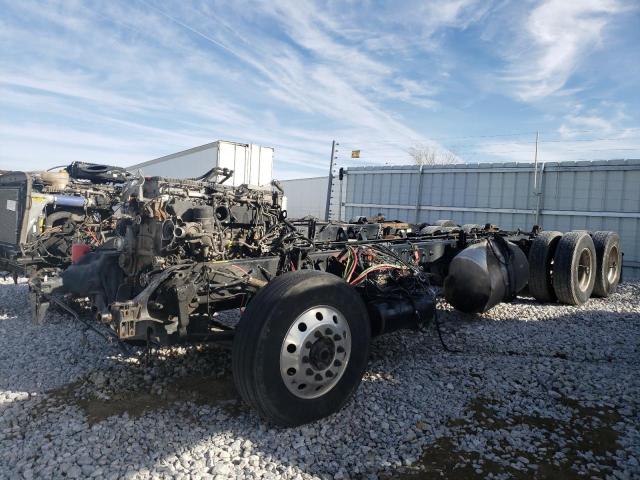 Lot #2219275147 2020 FREIGHTLINER CASCADIA 1 salvage car