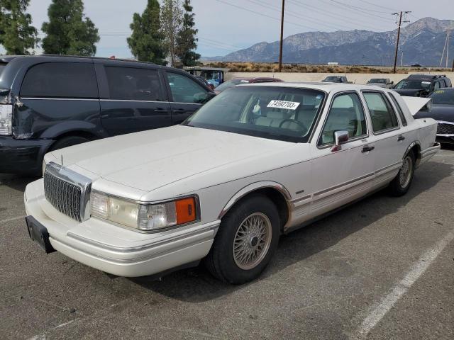 1994 Lincoln Town Car Signature