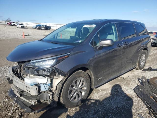 2021 Toyota Sienna LE