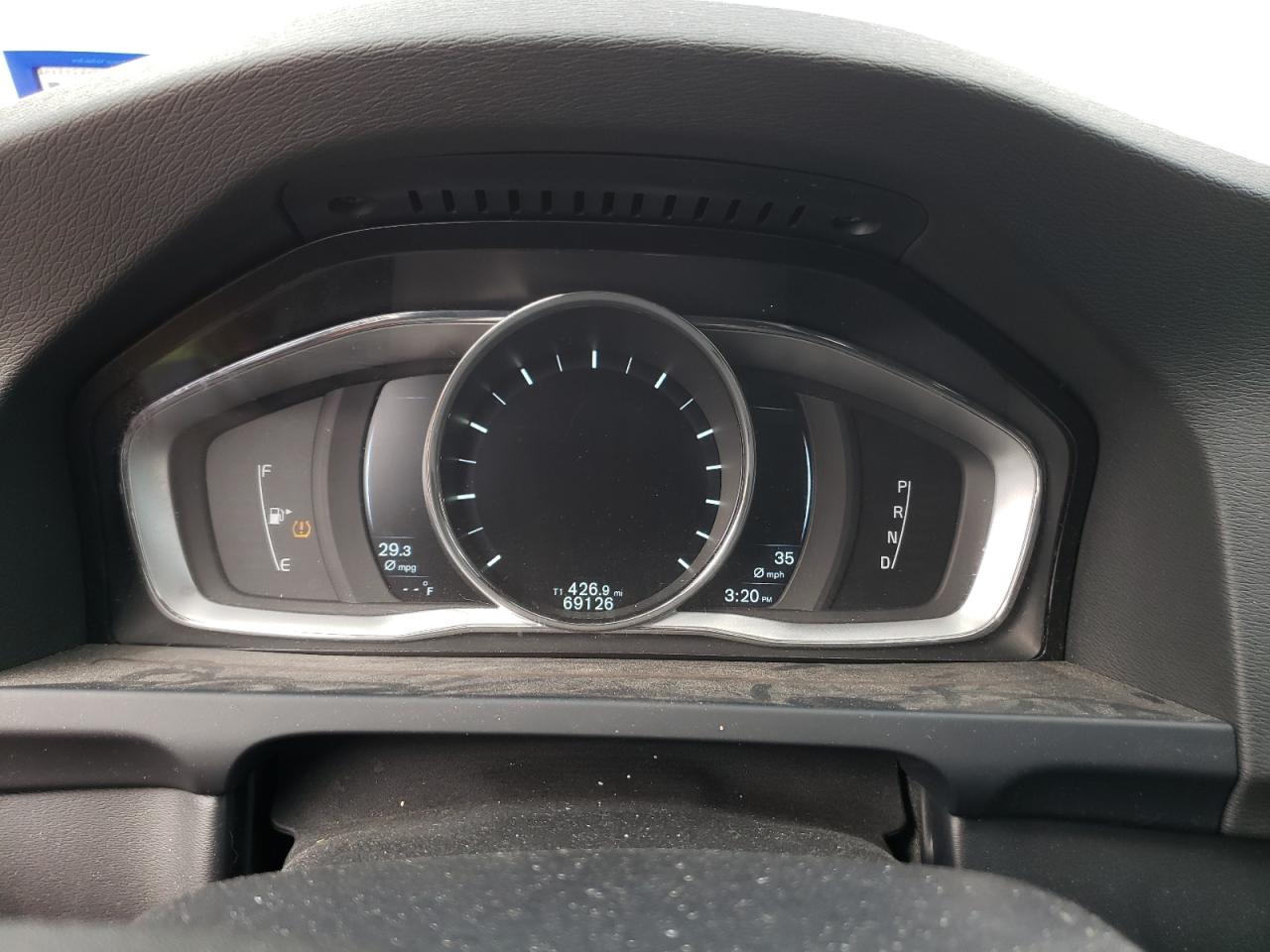 yv140mek5f1220072 YV140MEK5F1220072 2015 Volvo V60 Premier