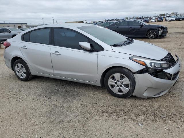 3KPFK4A71JE273870 | 2018 KIA FORTE LX