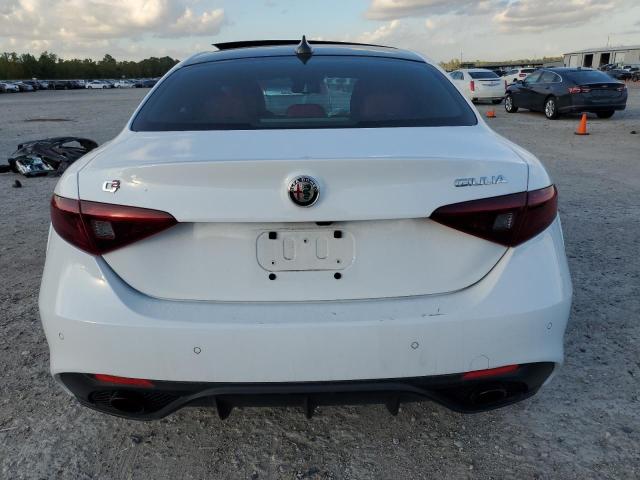2022 ALFA ROMEO GIULIA SUP ZARFAMBN0N7665024