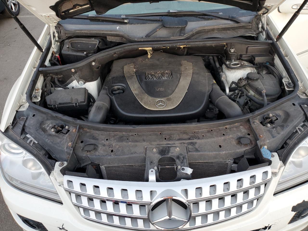 4jgbb86e28a382585 4JGBB86E28A382585 2008 Mercedes-Benz Ml 350