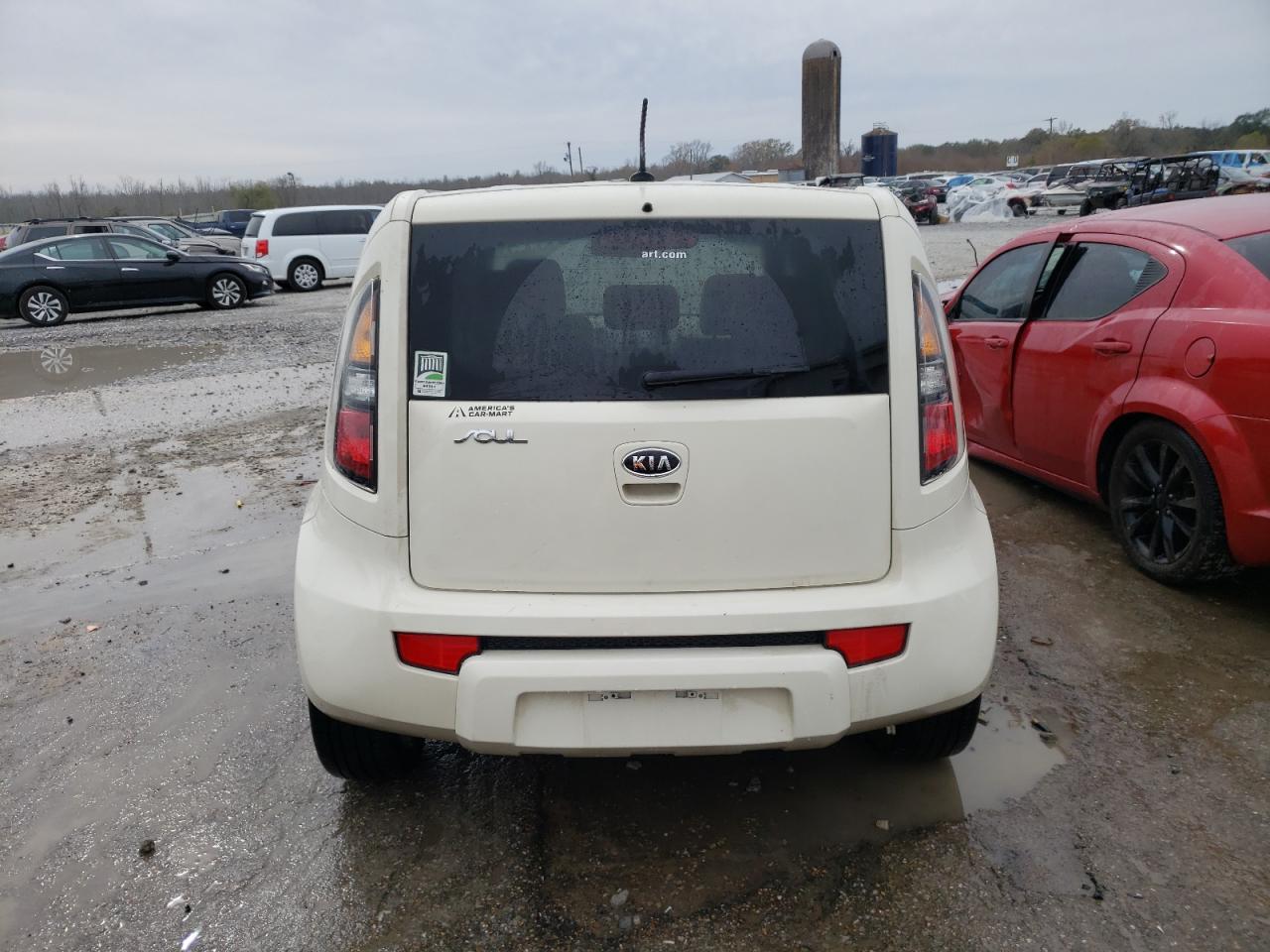 KNDJT2A2XB7334196 2011 Kia Soul +