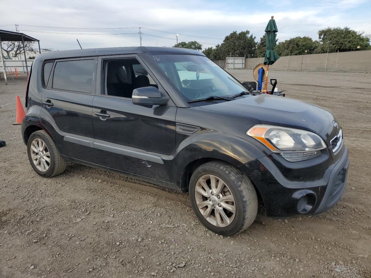 2012 Kia Soul + vin: KNDJT2A69C7362981