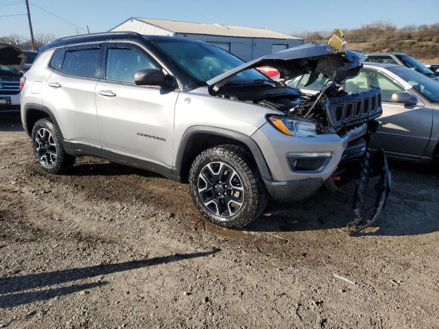 3C4NJDDB0KT618852 | 2019 JEEP COMPASS TR