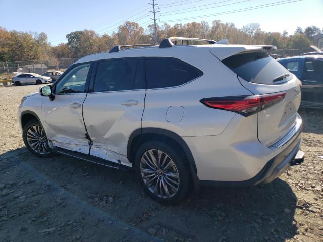 VIN 5TDFZRBH2NS172378 2022 Toyota Highlander, Platinum no.2