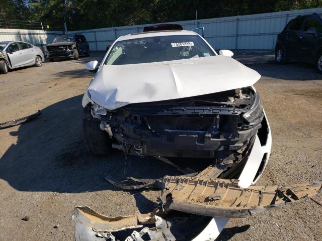 2018 BUICK REGAL ESSE W04GP6SX6J1139661