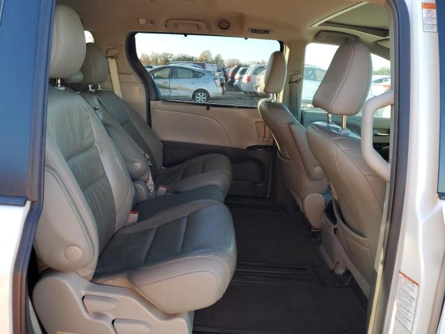 2016 TOYOTA SIENNA XLE - 5TDYK3DC8GS715134