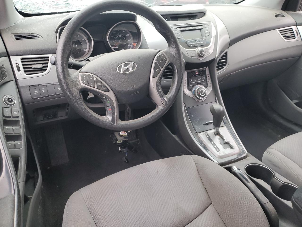 KMHDH4AE8DU631679 2013 Hyundai Elantra Gls