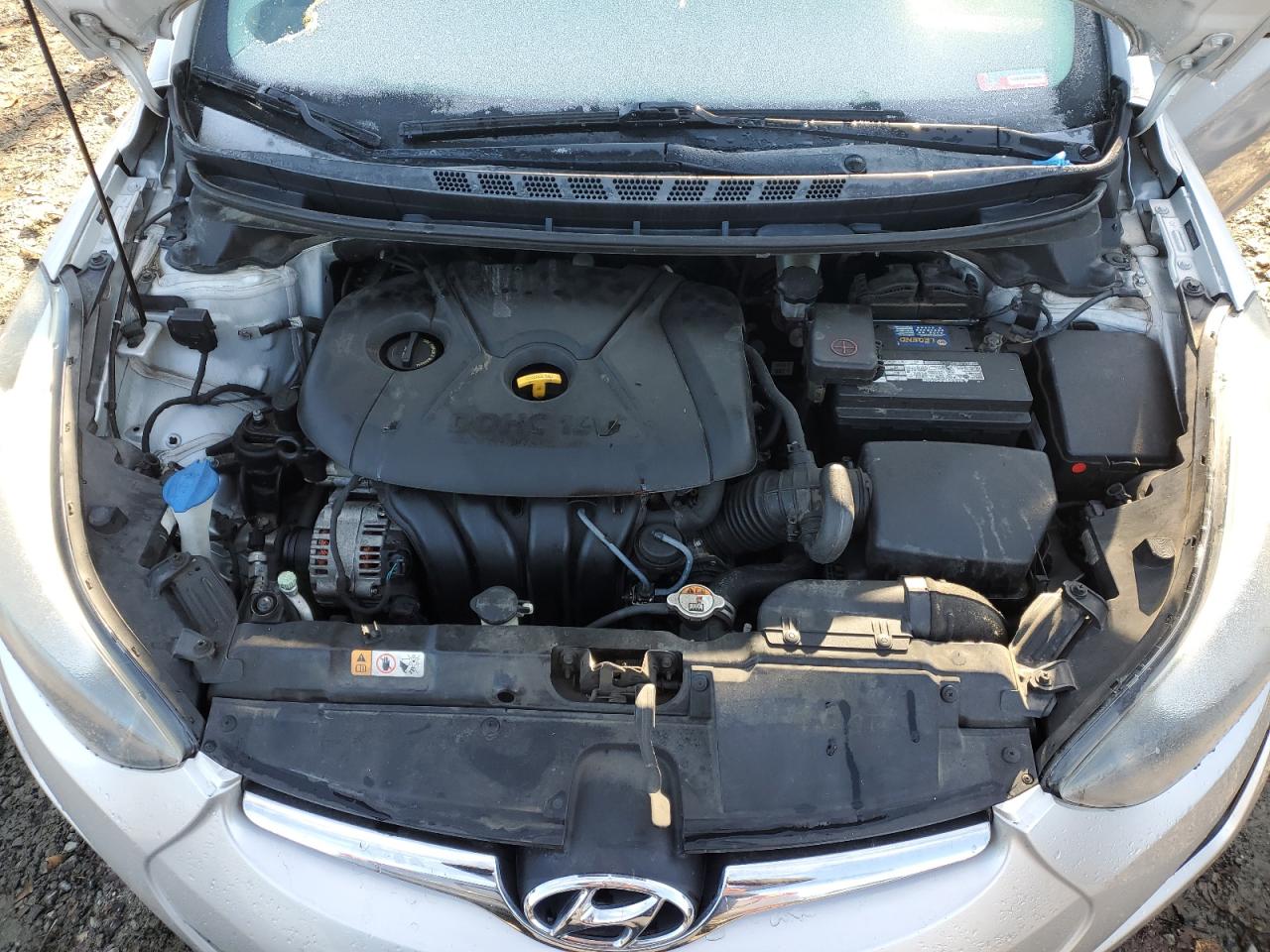 5NPDH4AE0FH609726 2015 Hyundai Elantra Se