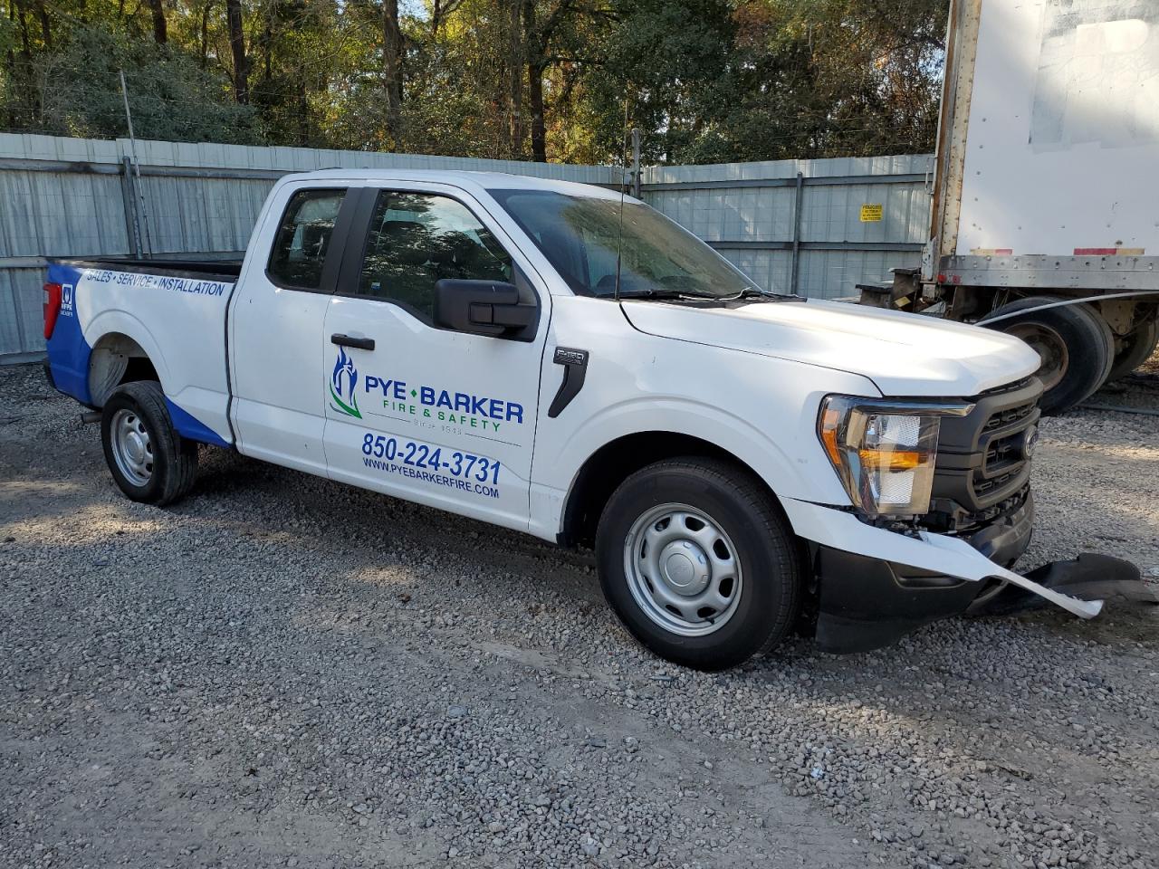 FORD F-150 SUPER CAB