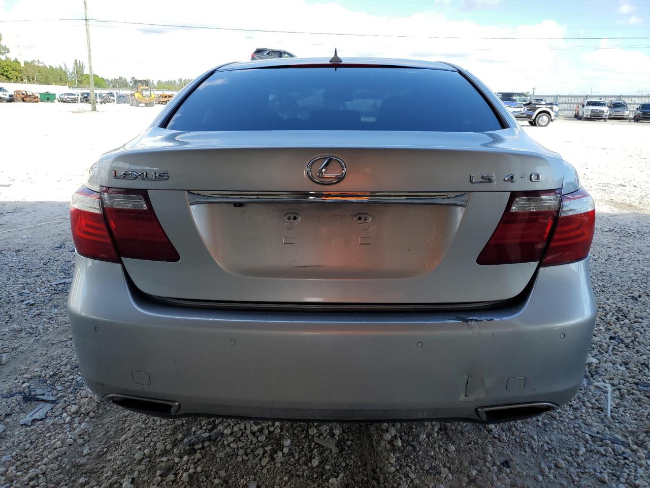 JTHGL46F275006273 2007 Lexus Ls 460L