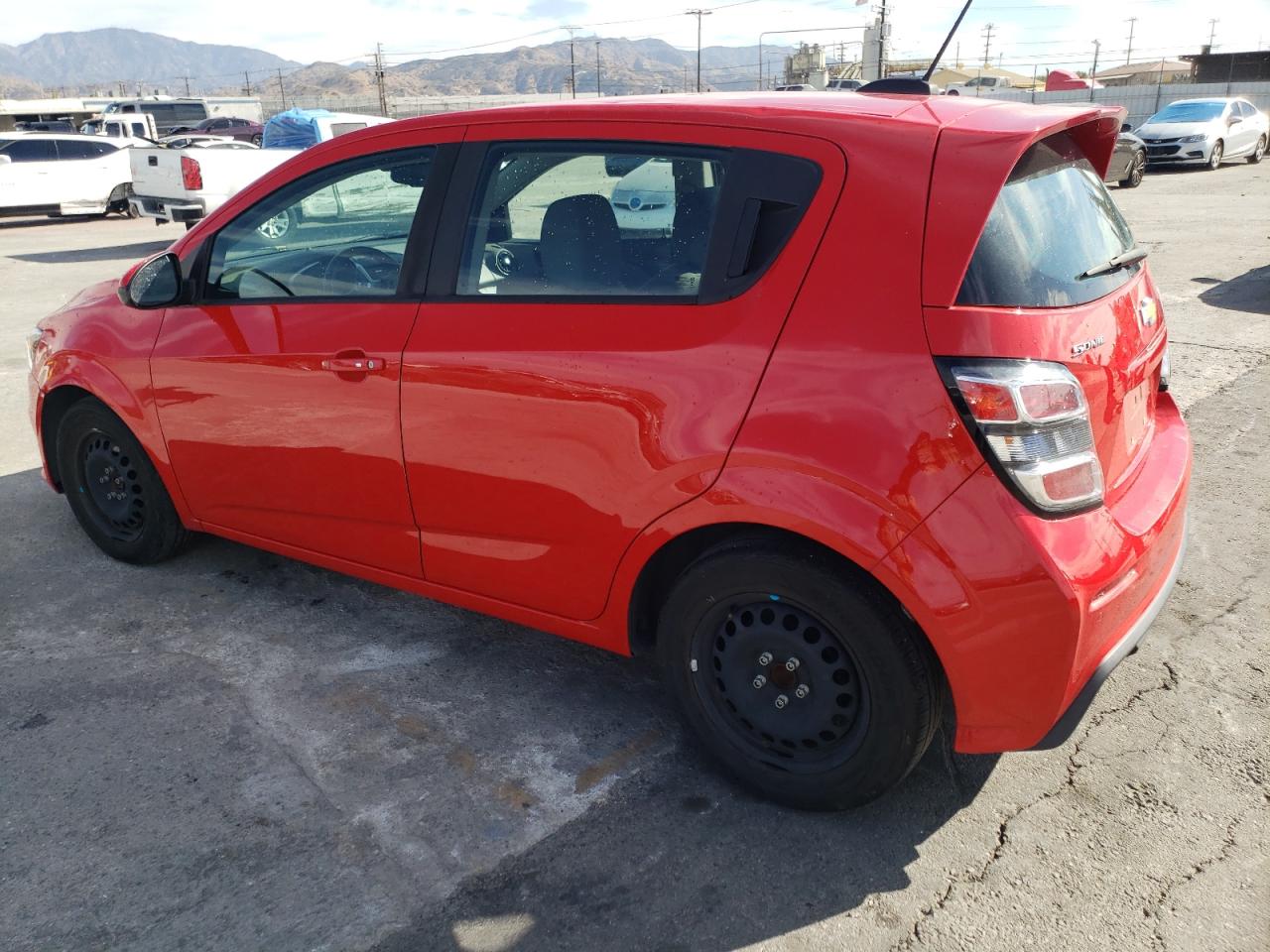 2020 Chevrolet Sonic vin: 1G1JG6SB1L4136841