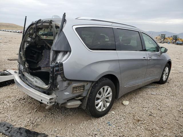 2C4RC1BG1JR152116 2018 CHRYSLER PACIFICA, photo no. 3