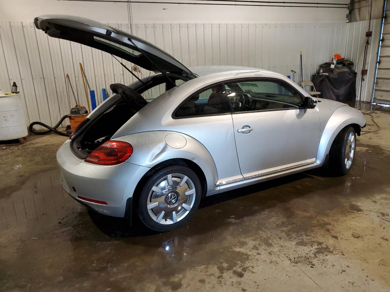 2012 Volkswagen Beetle vin: 3VWJP7AT0CM602249