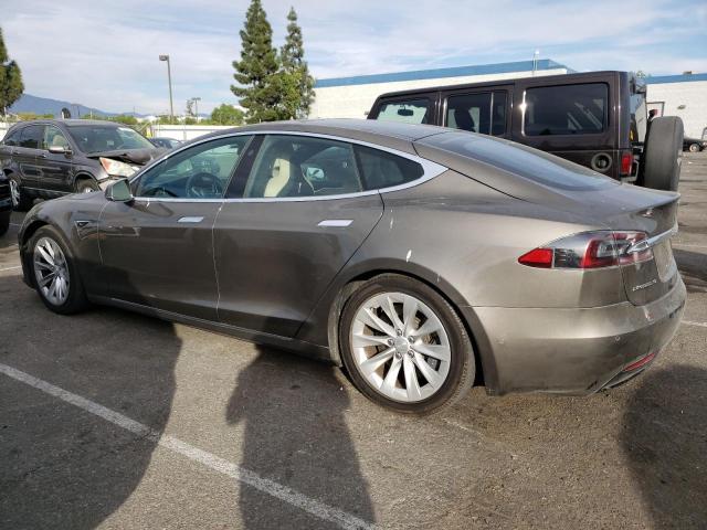 Vin: 5yjsa1e2xhf173740, lot: 76290763, tesla model s 20172