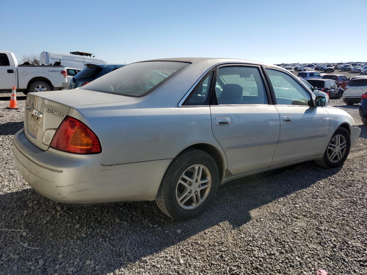 4t1bf28b91u147805 4T1BF28B91U147805 2001 Toyota Avalon Xl