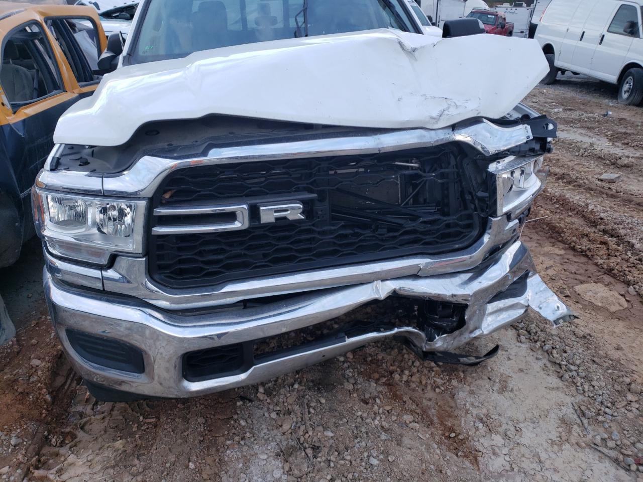3C6UR5HJ3LG228289 2020 Ram 2500 Tradesman 3C6UR5HJ3LG228289 2020 Ram 2500 Tradesman