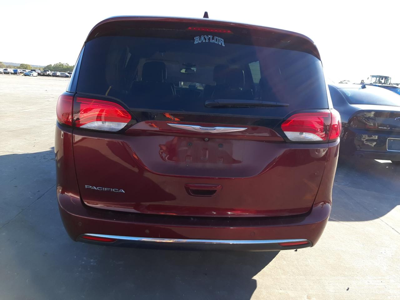 2017 Chrysler Pacifica Touring L vin: 2C4RC1BGXHR688282