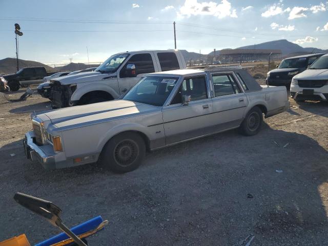 1989 Lincoln Town Car 