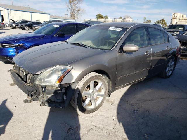 2005 Nissan Maxima SE