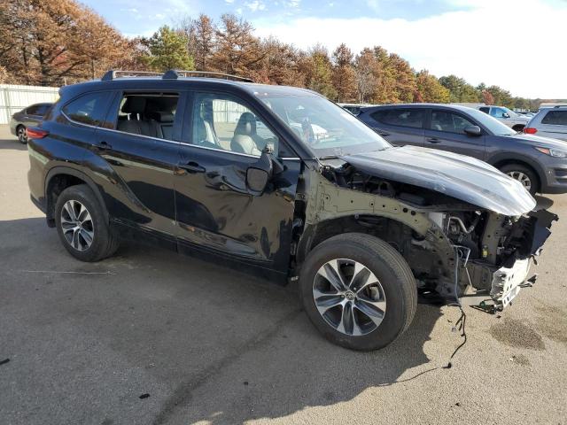 VIN 5TDHZRBH4MS122475 2021 Toyota Highlander, Xle no.4