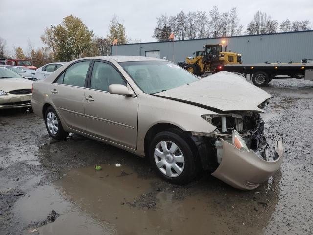 Lot #2471432046 2004 TOYOTA CAMRY LE salvage car