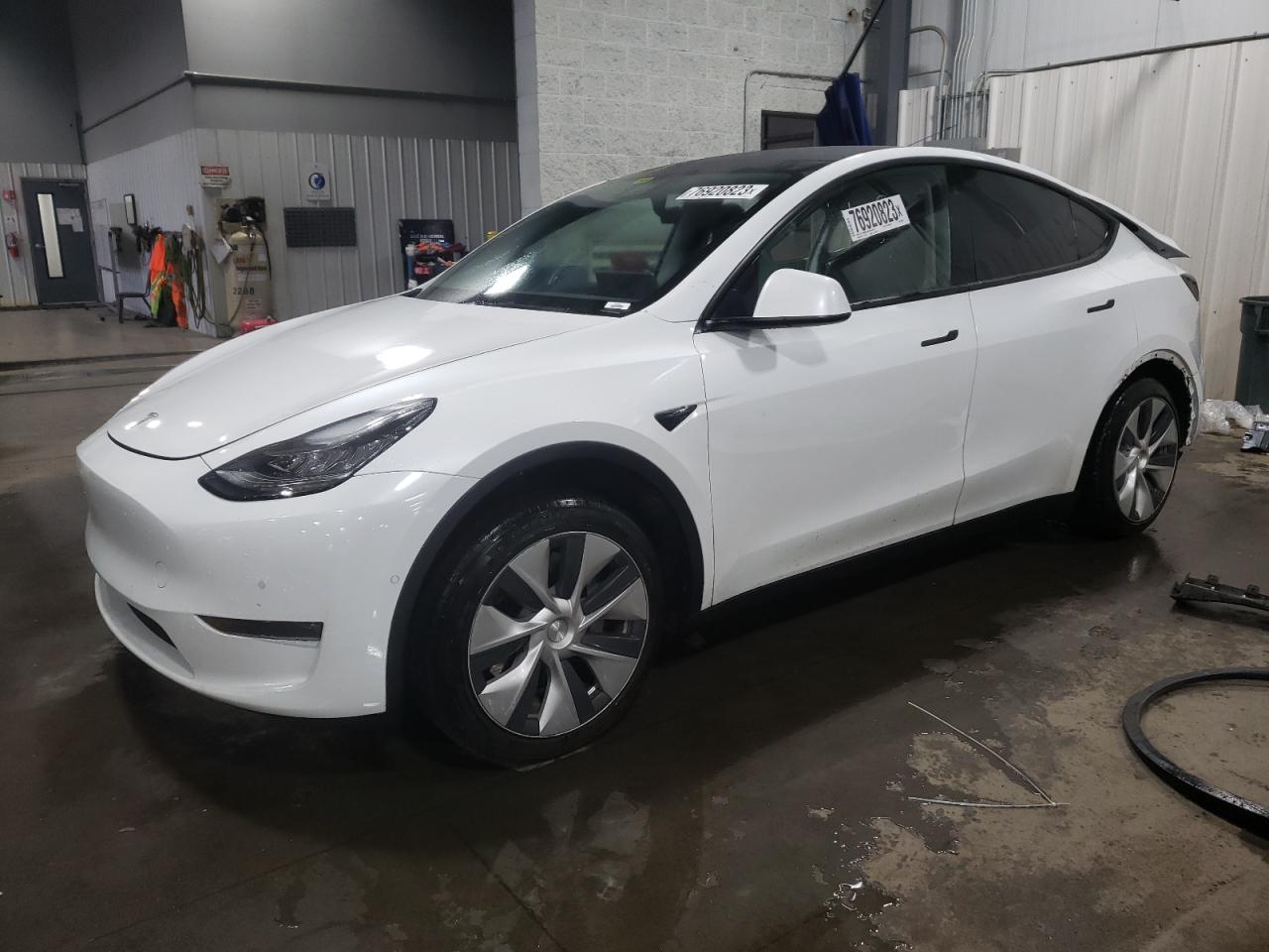 2021 Tesla Model Y vin: 5YJYGDEE0MF099789