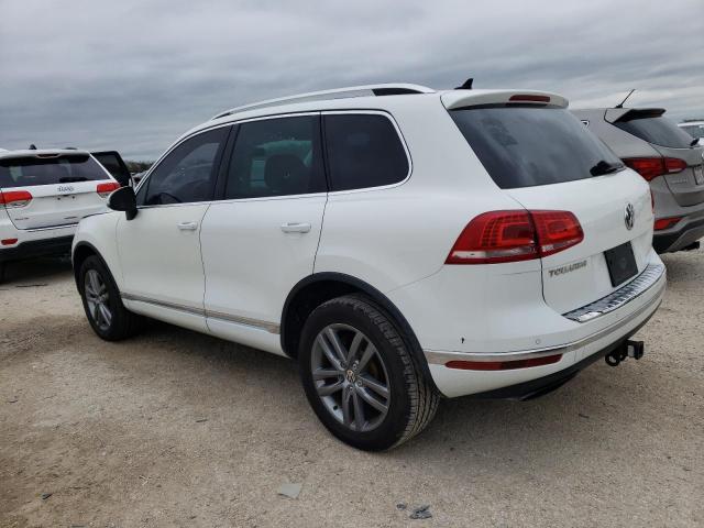 VOLKSWAGEN TOUAREG V6 2015 1