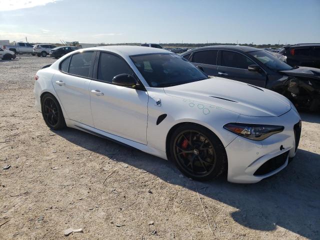 2017 ALFA ROMEO GIULIA QUA - ZARFAEAV3H7560392