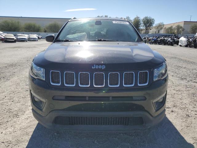 3C4NJDBB3JT492746 Jeep Compass Latitude